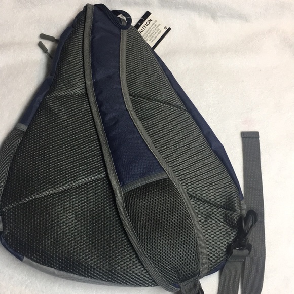 Disney Cruise Line Sling Bag - Picture 3 of 5